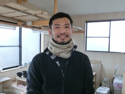 市内在住の陶芸家 柳川謙治さん