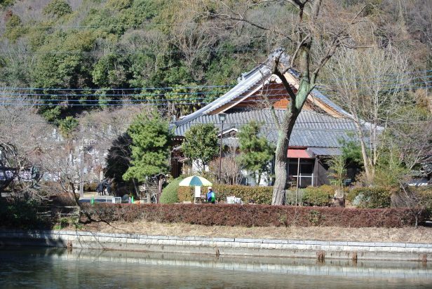 お寺で屋台のコーヒー店！？山川長林寺にある「寺カフェ」