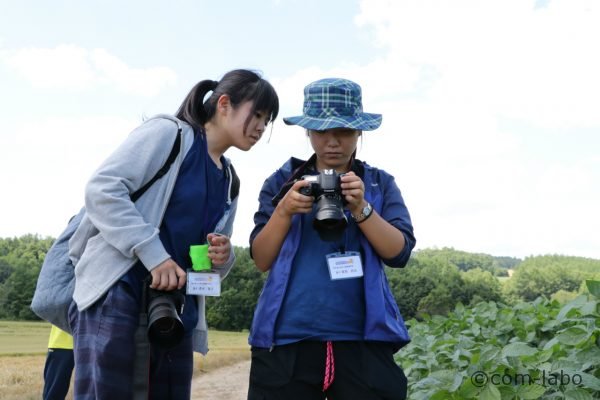 写真甲子園での機材は各校にキヤノン一眼レフが貸与されます。普段はニコンを使っているそうです